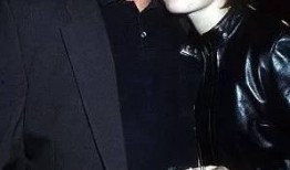 美国娱乐圈爆料,揭秘娱乐圈最新爆料背后的真相