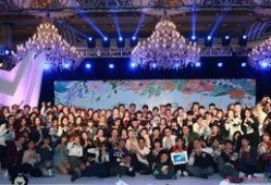 娱乐吃瓜酱年会,年度盛宴，笑料与星光熠熠