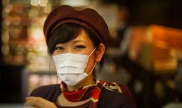 戴口罩拍花新闻爆料,戴口罩拍花新闻引发网友热议